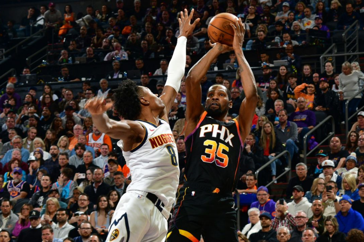 Kevin Durant Soars: Enters NBA's Top 10 All-Time Scorers List