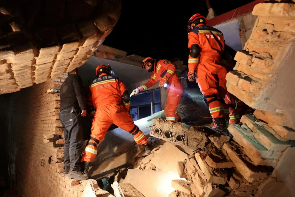 China: Over 120 Lives Lost in Gansu Earthquake