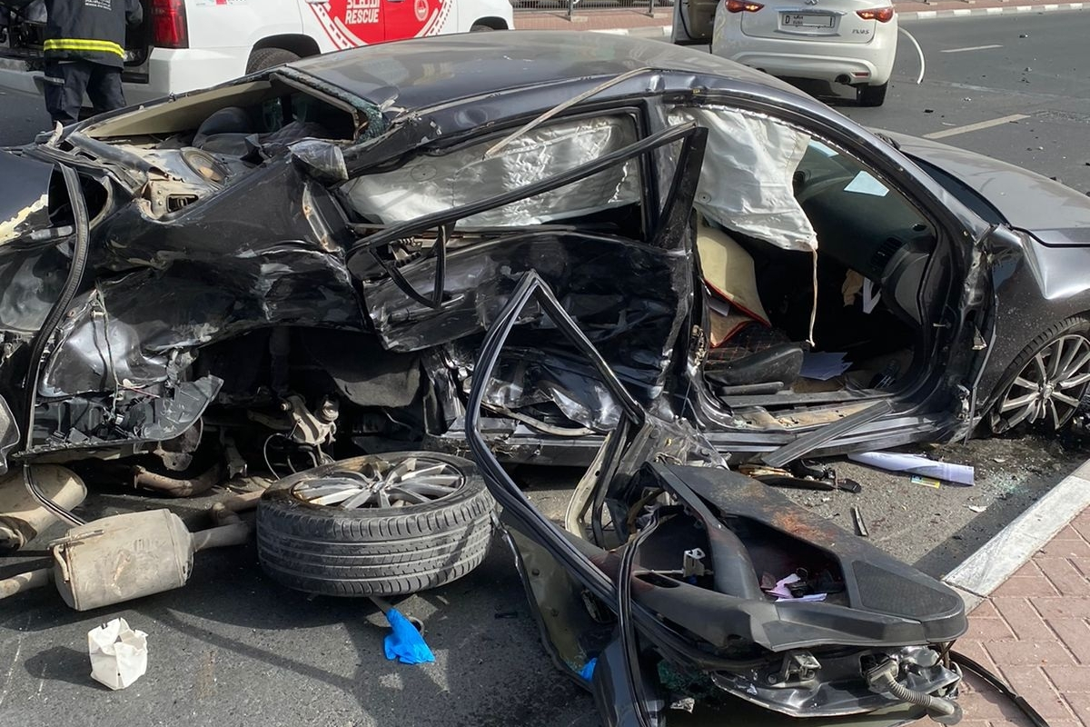Dubai: A sports car falls off bridge near mall, killed 2 people