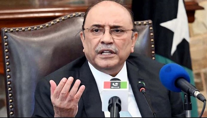 Zardari hints at entering race for premiership