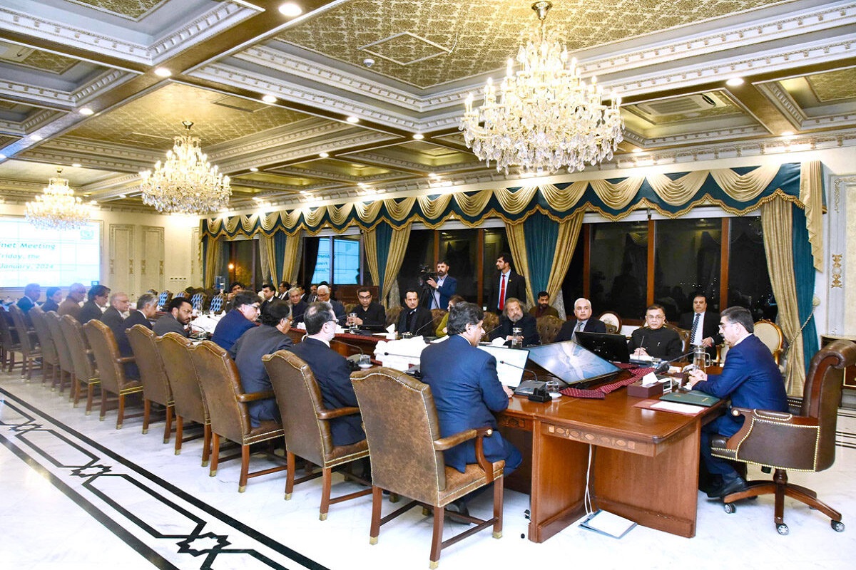 Cabinet discusses situation arising from Iranian attack