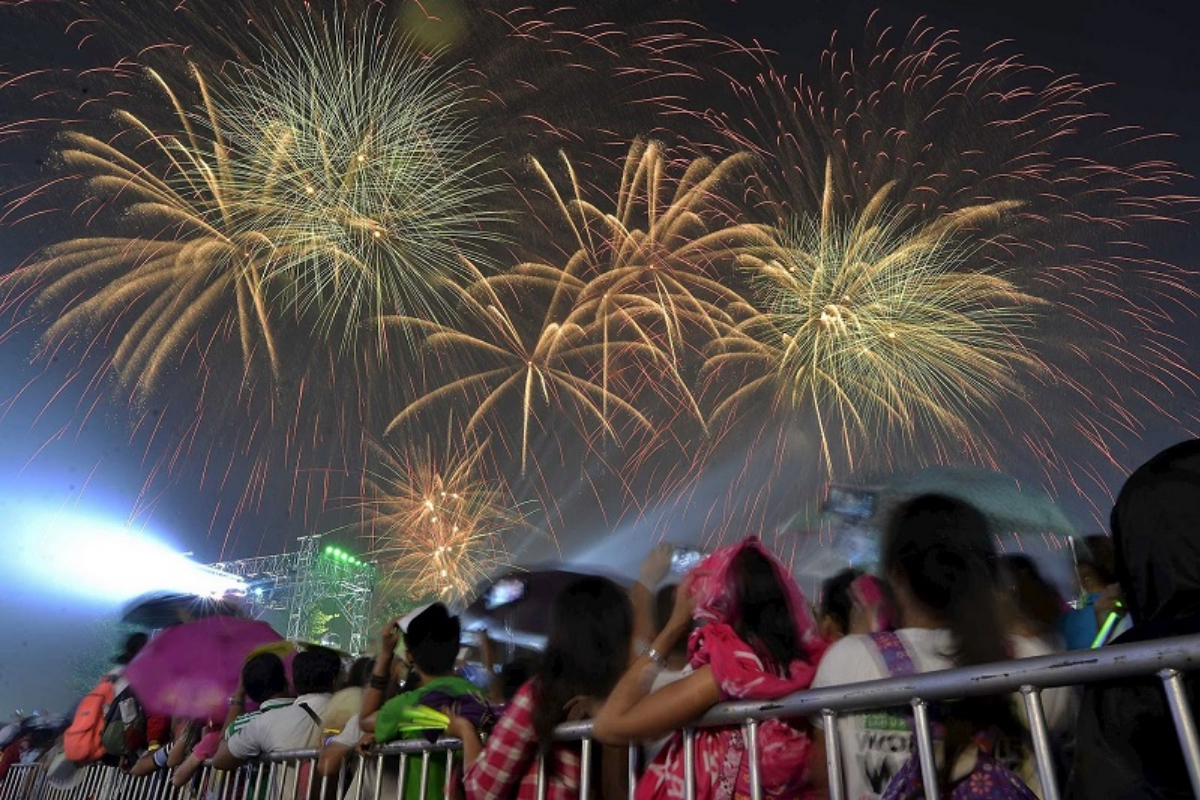 Philippines New Year celebration injured 231 people and killed 2 people