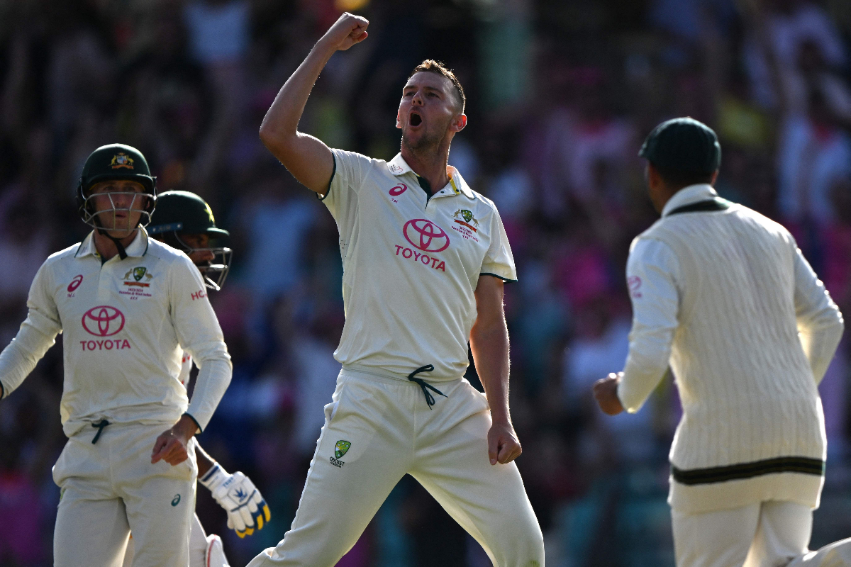 Hazlewood wrecks Pakistan's batting order as Australia eyes series whitewash