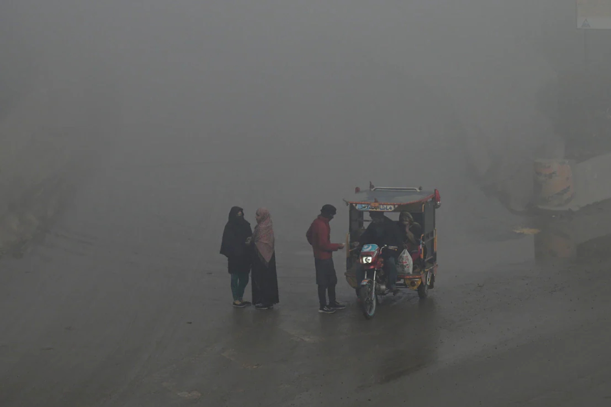 Lahore weather update