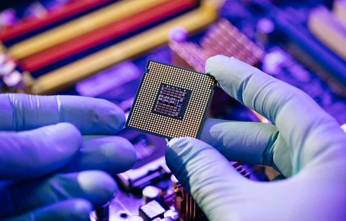 Foxconn and HCL Group Collaborate on Chip Testing Plant in India