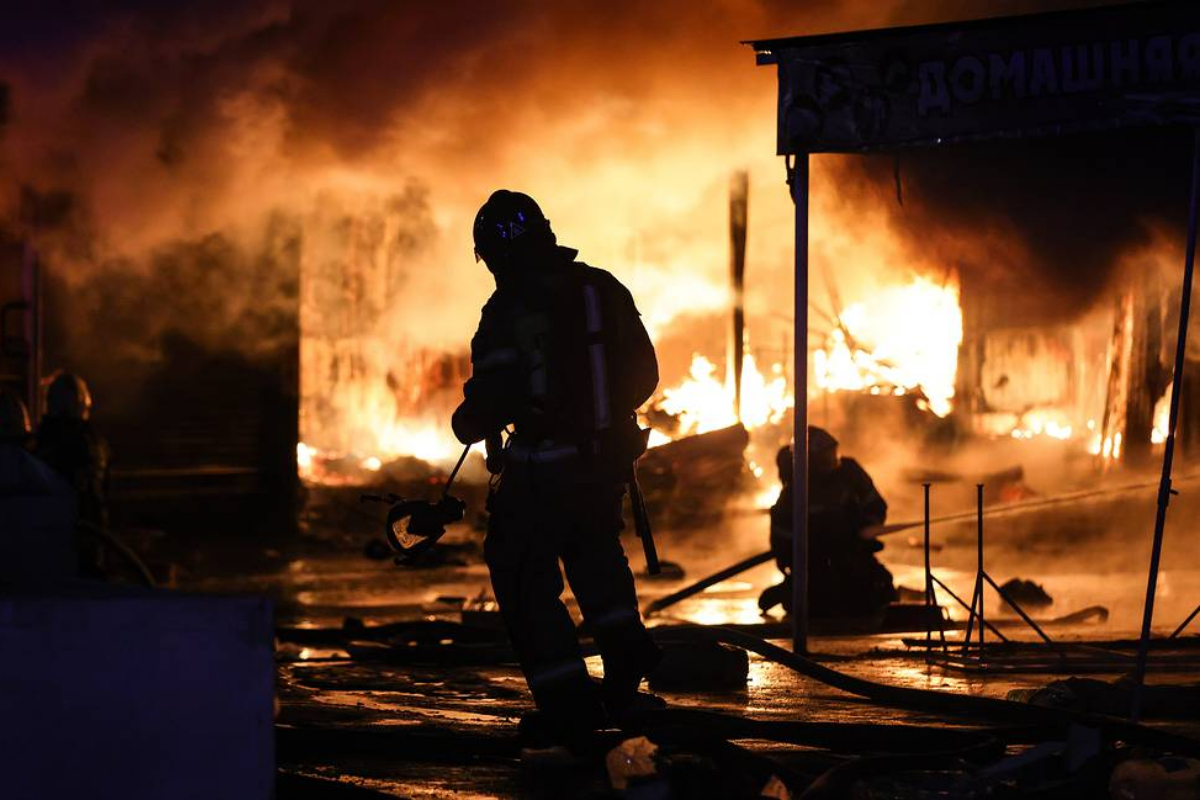 13 people killed in a tragic incident of school dormitory fire in China