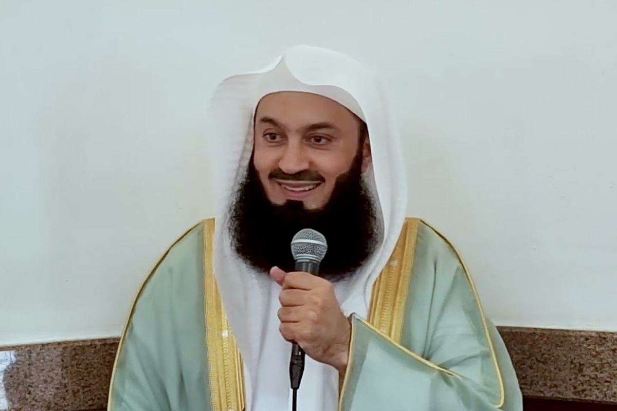 Mufti Menk gives free session to Youngsters and Adults in Dubai