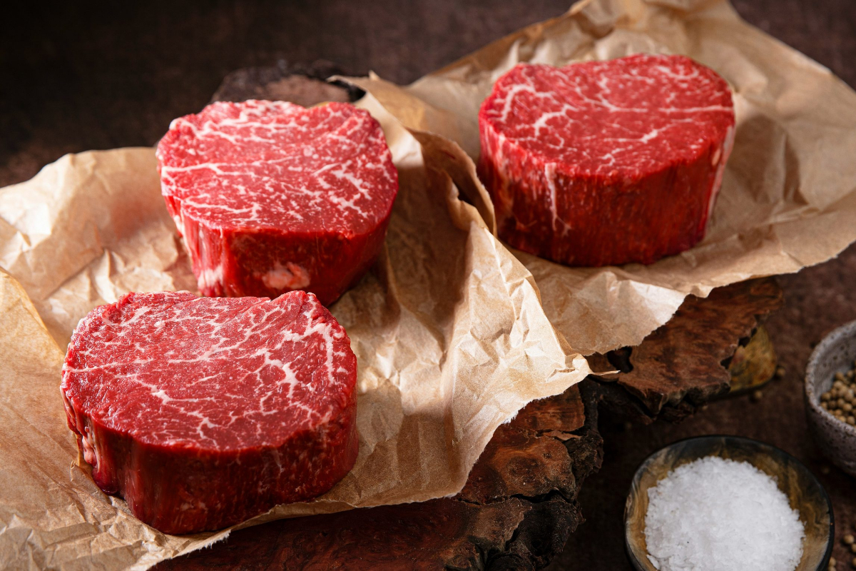 UK Halts Trade Talks with Canada over imposing ban on hormones in beef