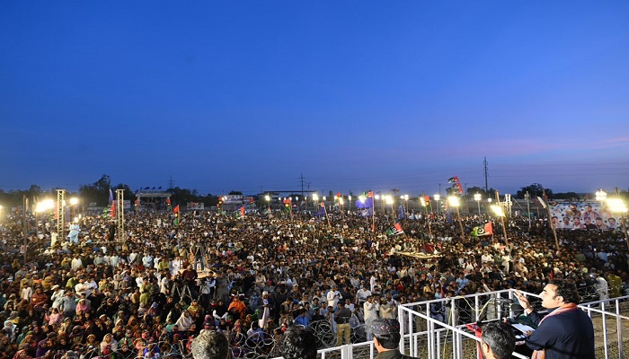 Bilawal warns of protest if democracy or federation is under threat