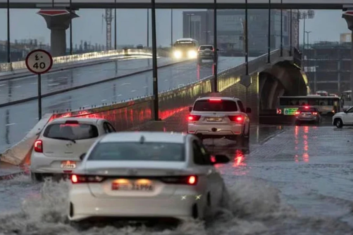 Red Alert issued in UAE after heavy rain