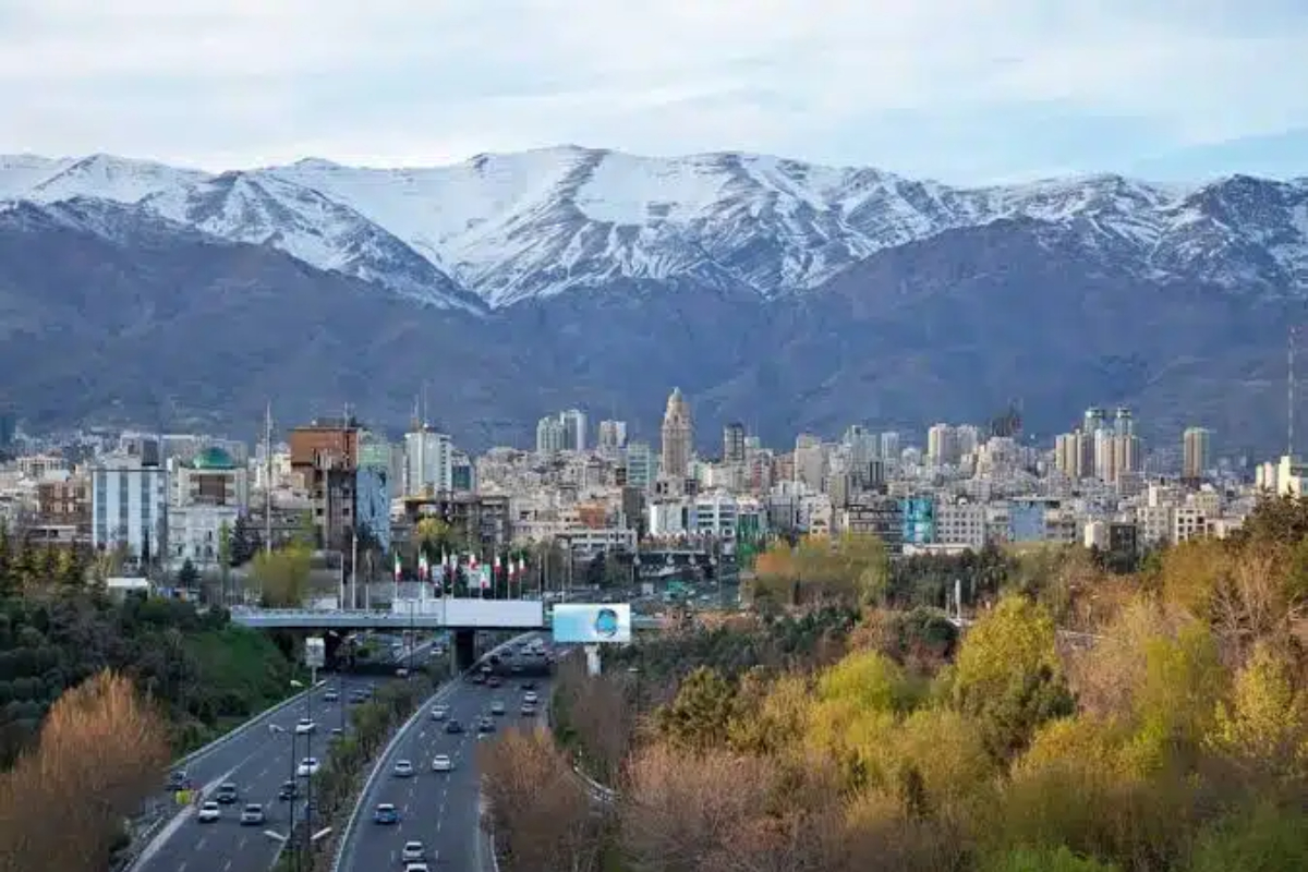 Iran Declares Visa-Free Travel for 28 Nations