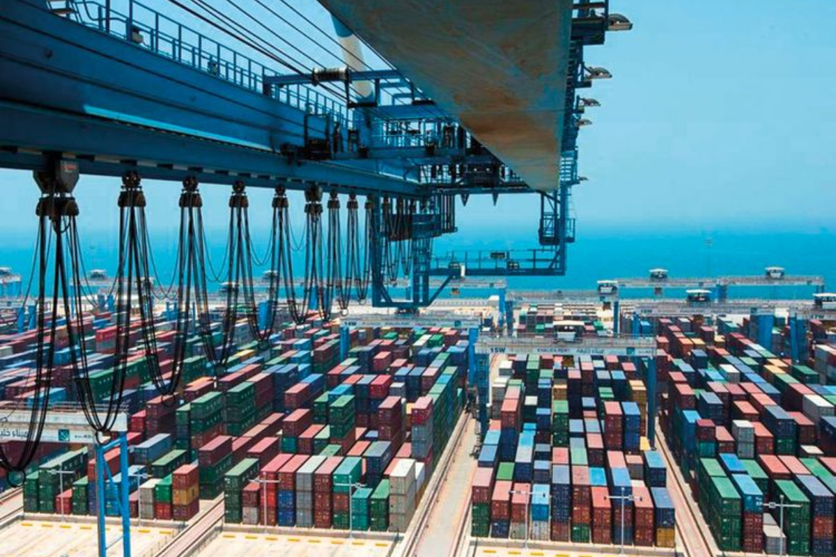 Dubai: Non-oil foreign trade achieves Dh2-trillion target before the deadline
