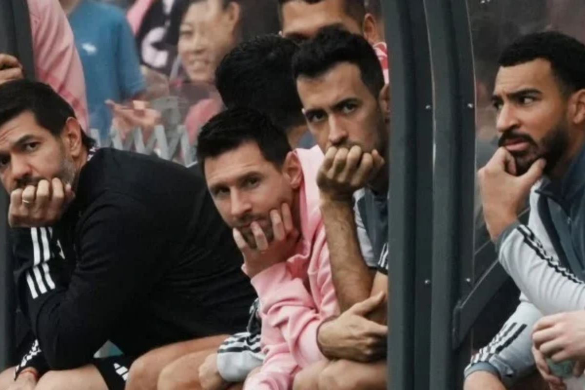Messi-less Miami mauled by boos, fans demand refunds