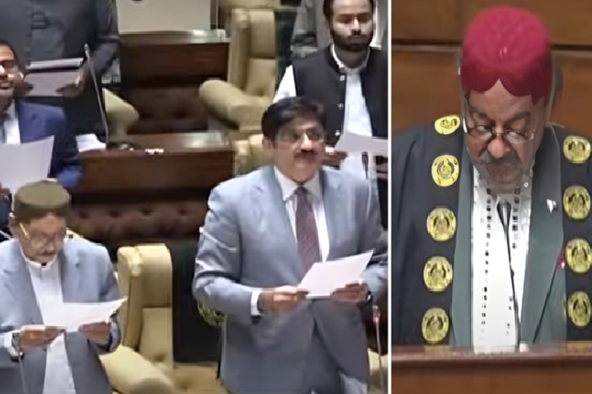 Siraj Durrani administers oath