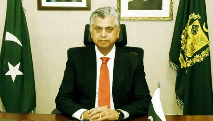 Solangi urges patience as probe continues into ex-commissioner’s rigging allegations