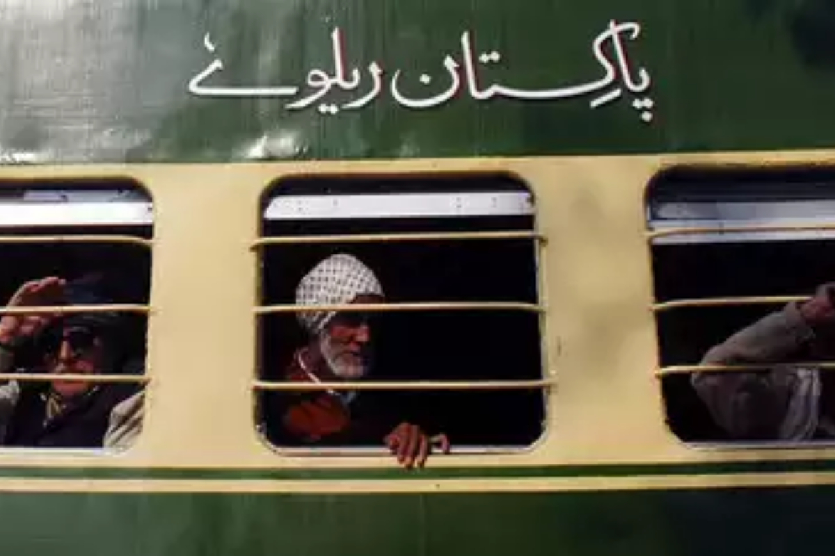 Pakistan Eid ul-Fitr 2024 trains