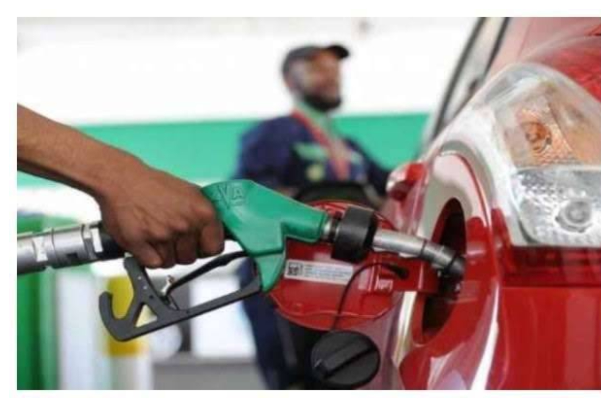Petrol Price in Pakistan Expected to Increase in Next 15 Days