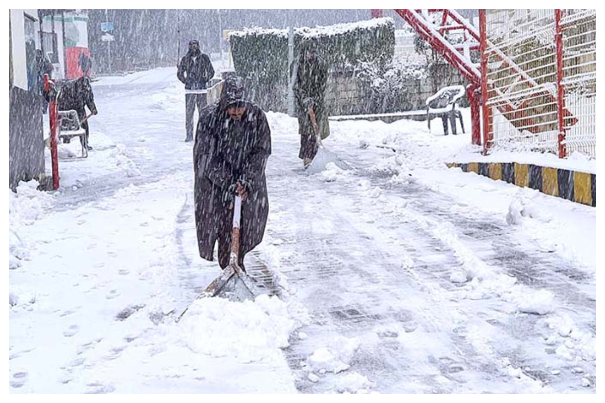 Alert issued for tourists travelling to Murree