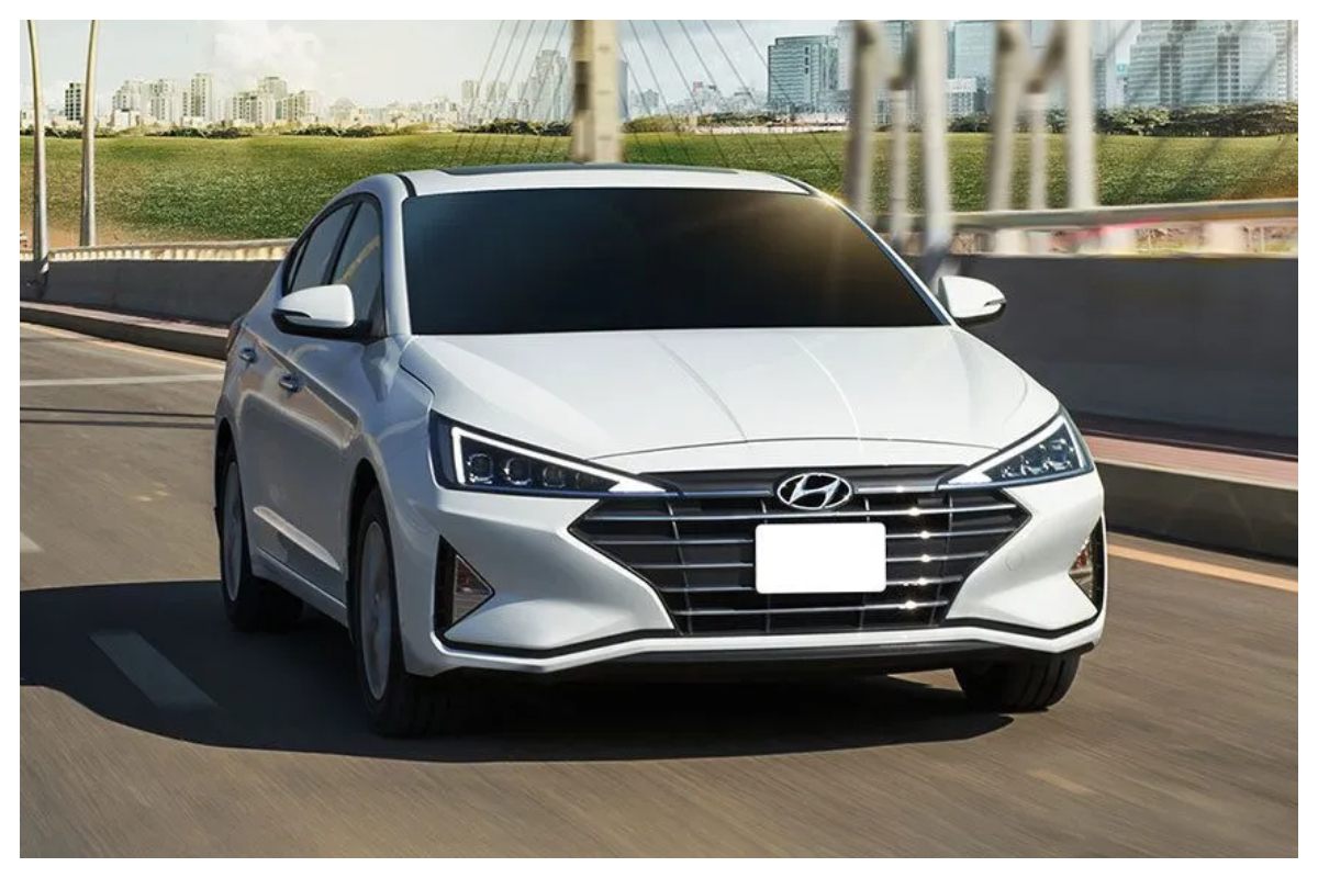Hyundai Elantra Latest Price in Pakistan & Features – September 2024