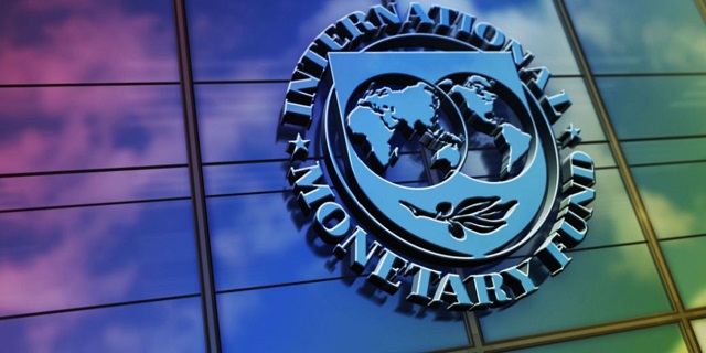 IMF demands Pakistan to impose 18pc GST on petrol