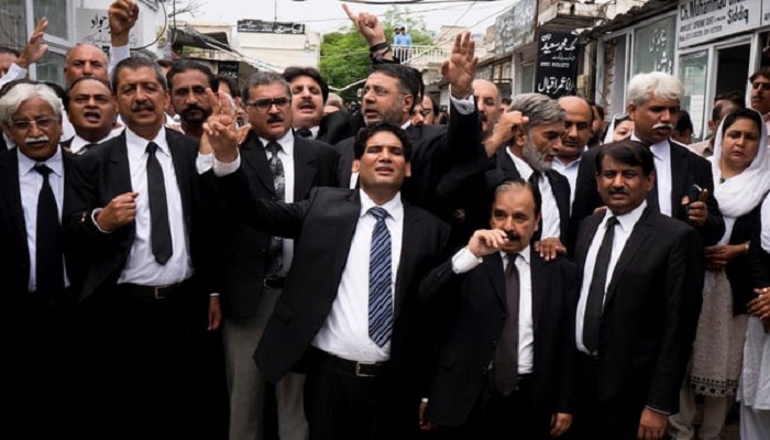 Legal community calls probe into IHC judges’ letter on ‘agencies interference