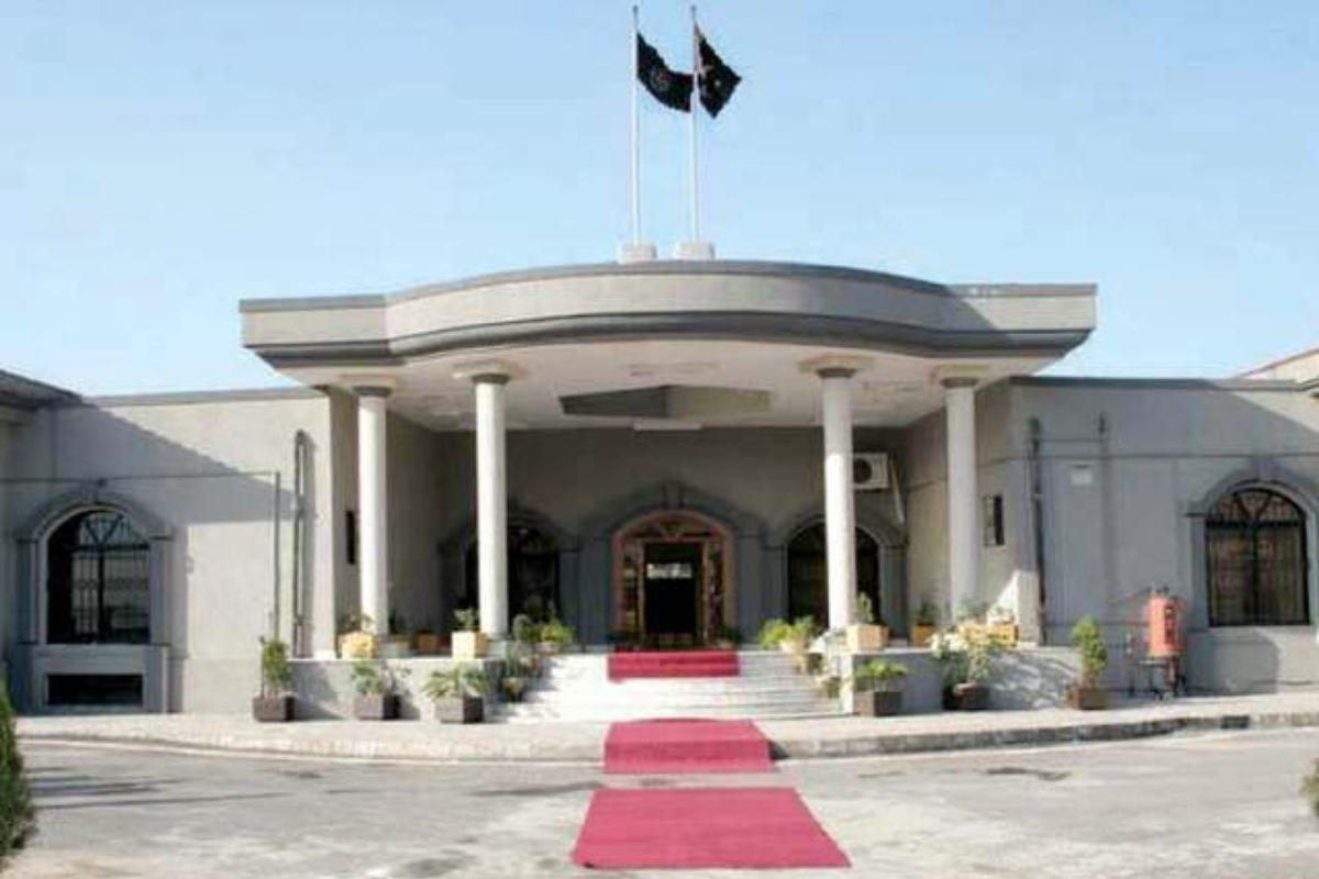 IHC