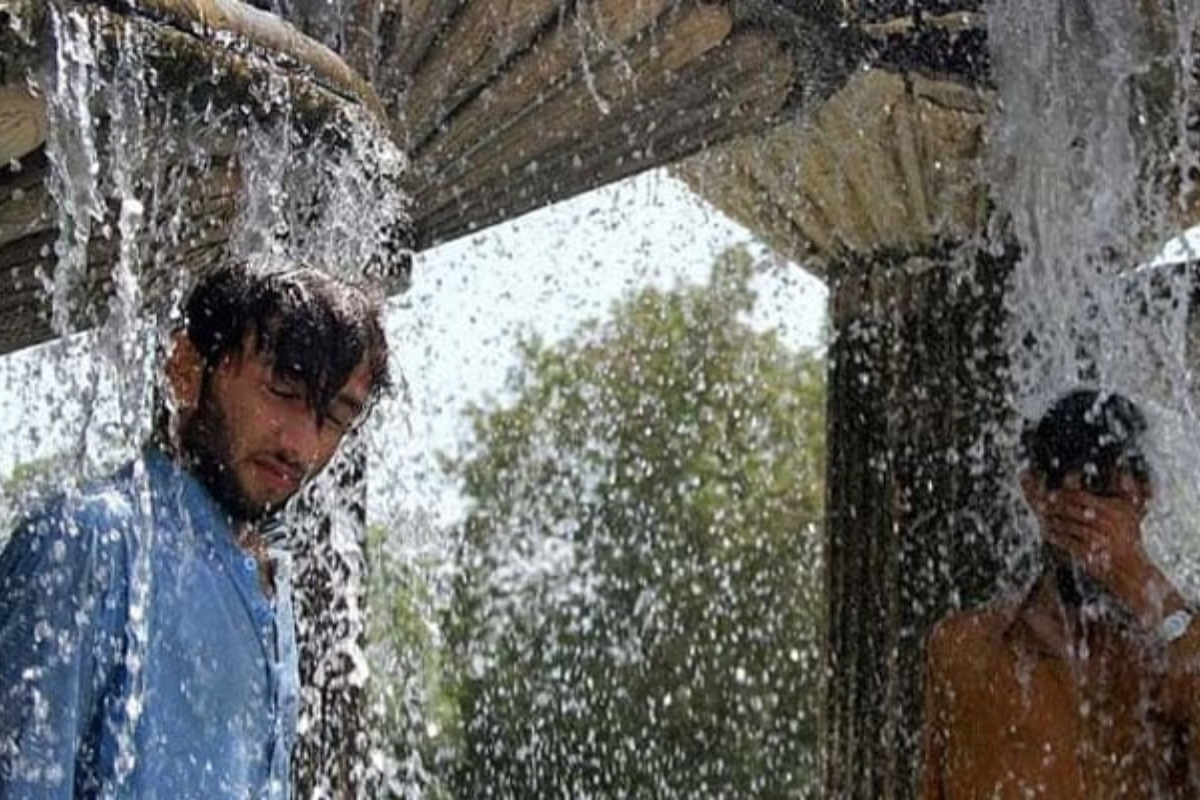 Pakistan to experience up to 5°C above normal temperatures this week