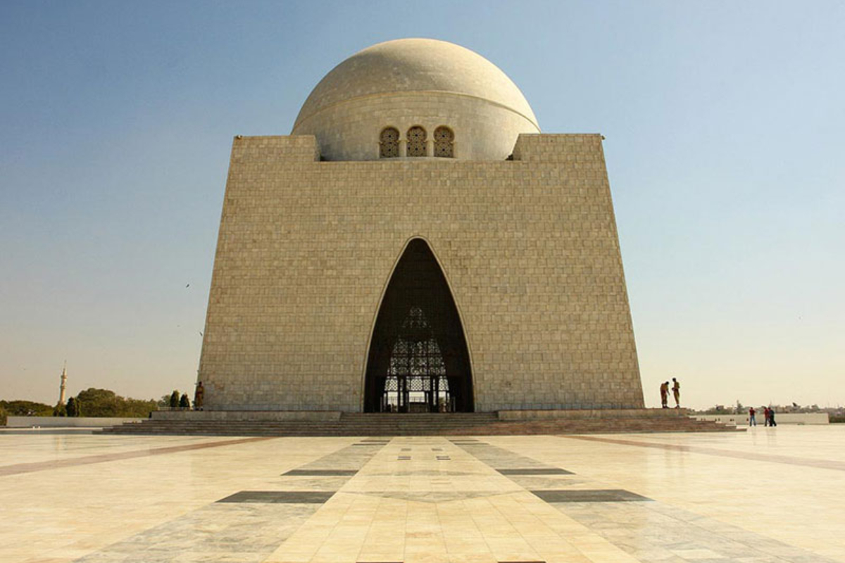 Sindh Heatwave Continues, Karachi Records High of 42°C
