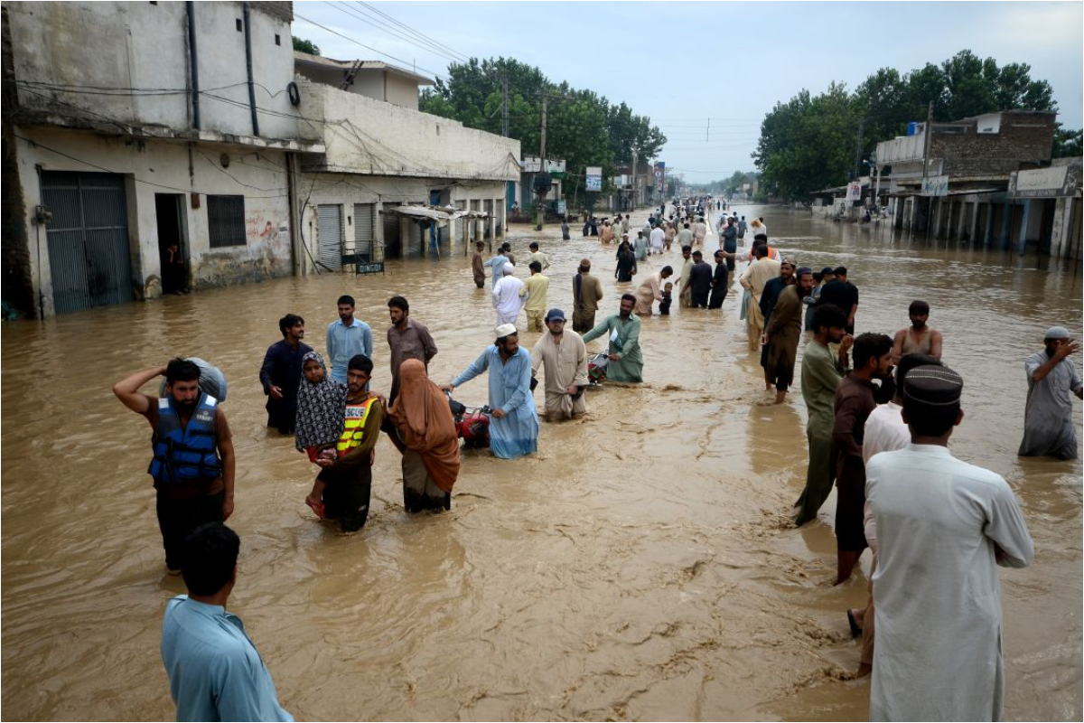 Afghanistan devastated floods killed 315 people