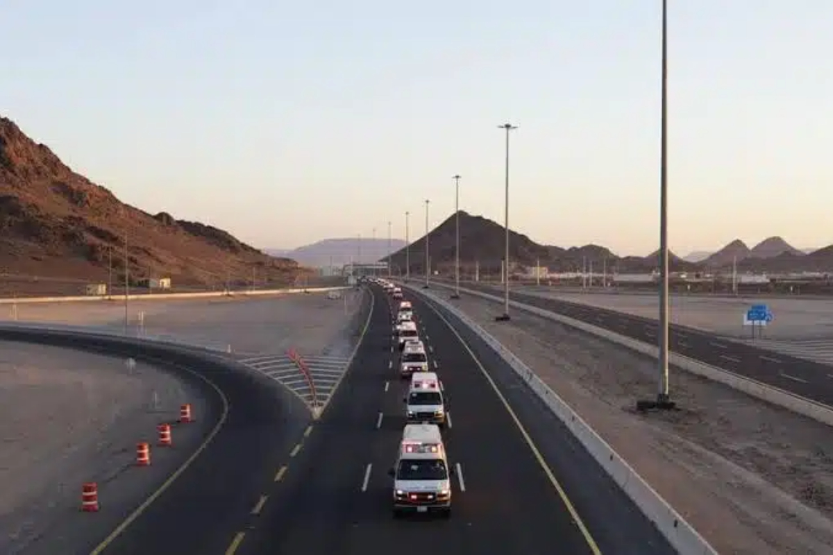Saudi Arabia Sets Up 4,000 Kilometers of Roads Ahead of Hajj Season