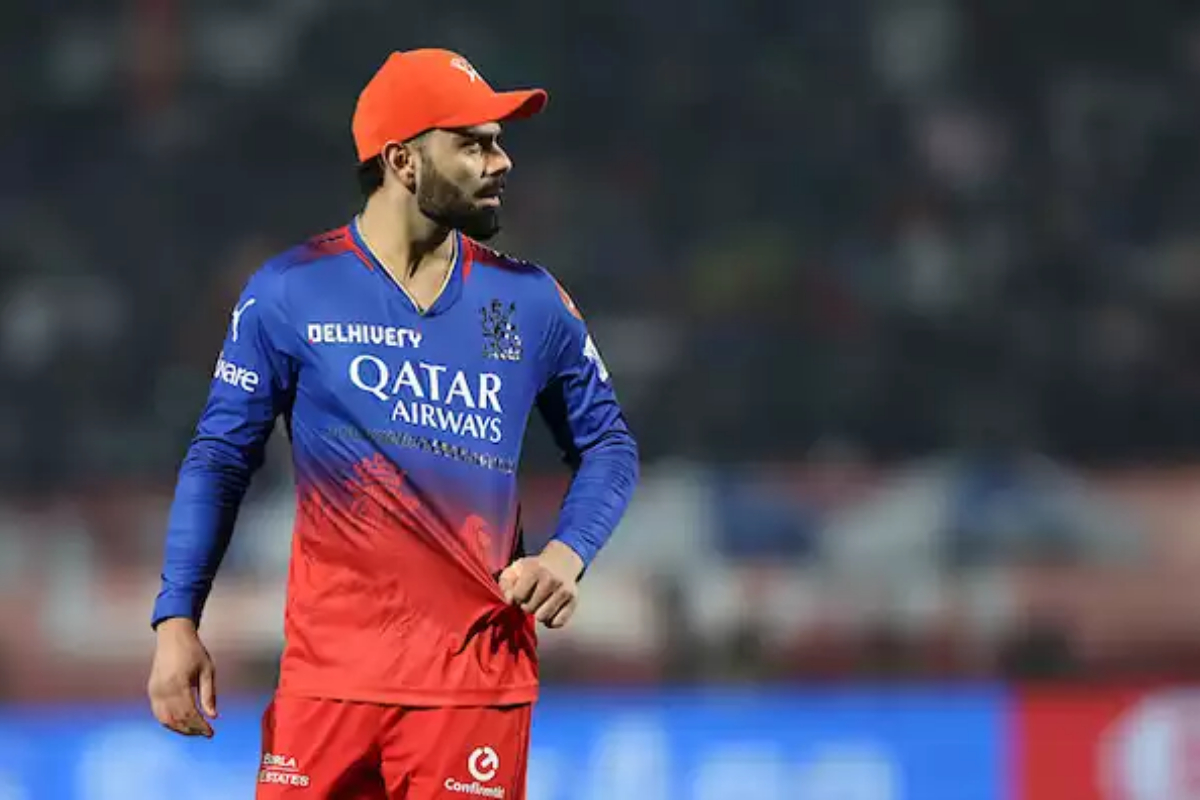 Kohli's slogsweep revival sparks scoring surge