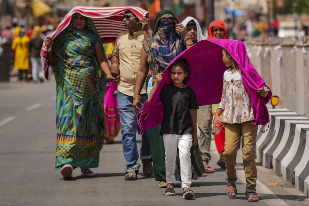 Heatwave alert issued for various parts of Pakistan