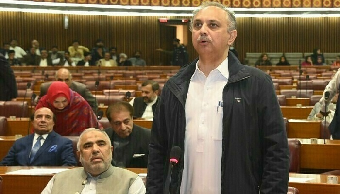 Police raid Omar Ayub’s house to arrest him