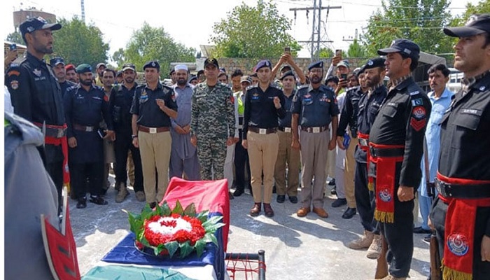 Cop martyred in Kurram attack; President, PM condemn