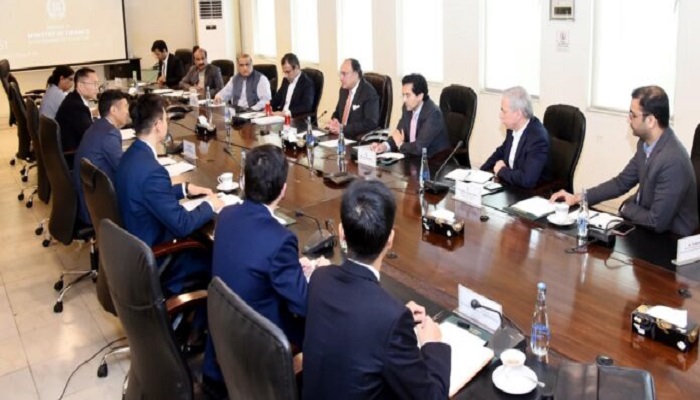 Aurangzeb reiterates govt’s commitment to bolstering energy sector