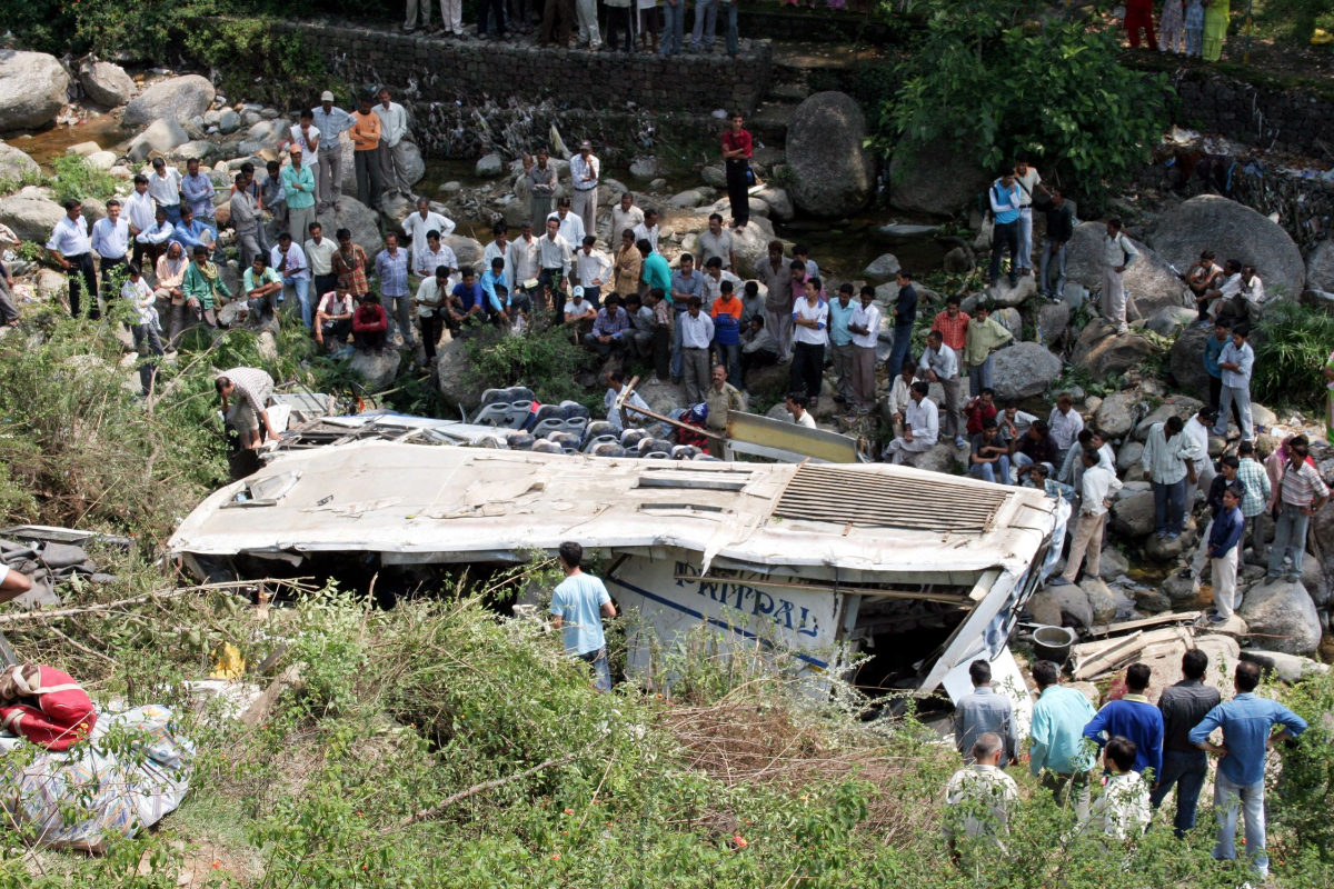 Deadly Nepal highway crash killed 27 Indian pilgrims