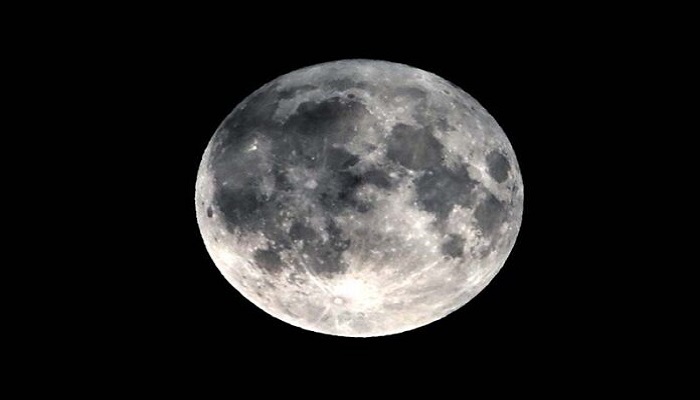 ISLAMABAD: A view of the first super blue moon of 2024 over the skies of the Federal Capital