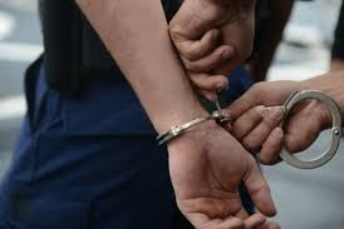Fugitives wanted for murder arrested