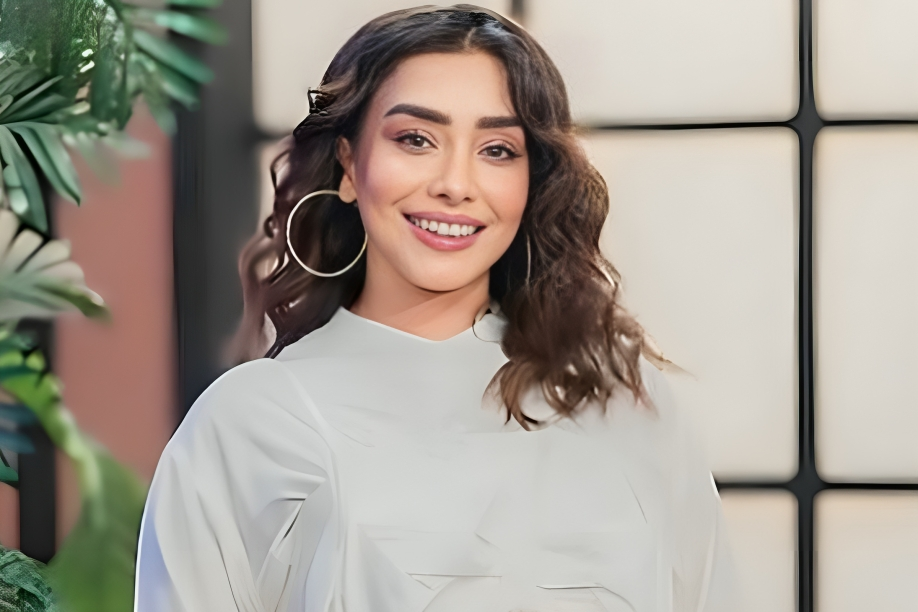 Maira Khan