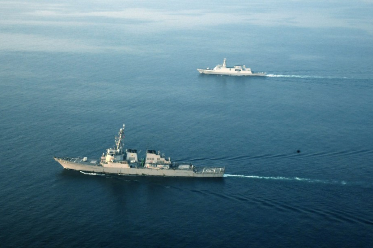 Pakistan, US Navies strengthen ties with bilateral exercise in Arabian Sea