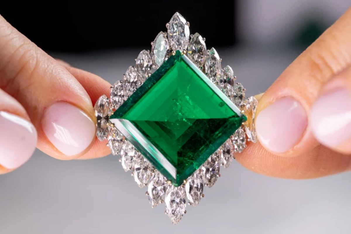 Prince Sadruddin Aga Khan's emerald