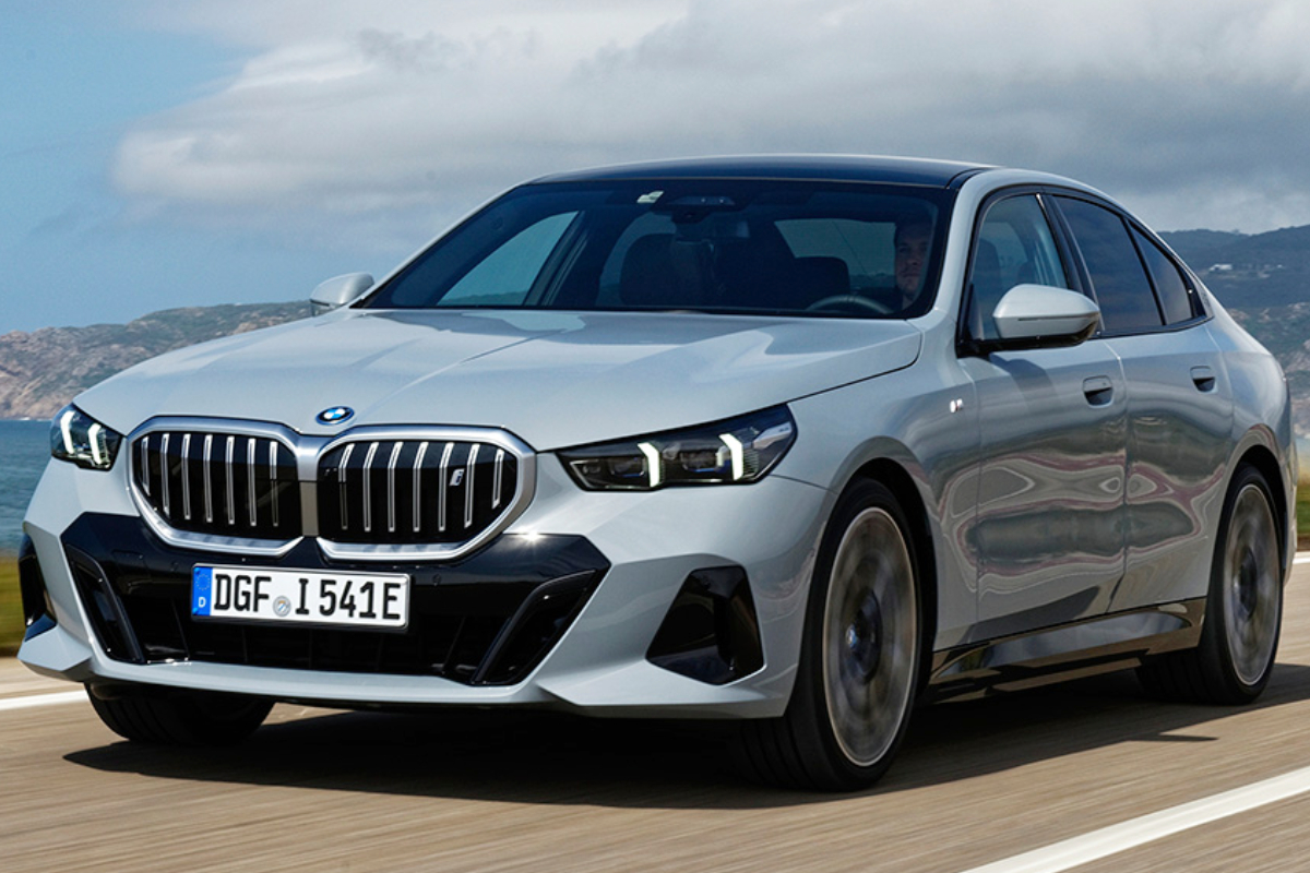 BMW admits to supplying cars to Russia despite sanctions