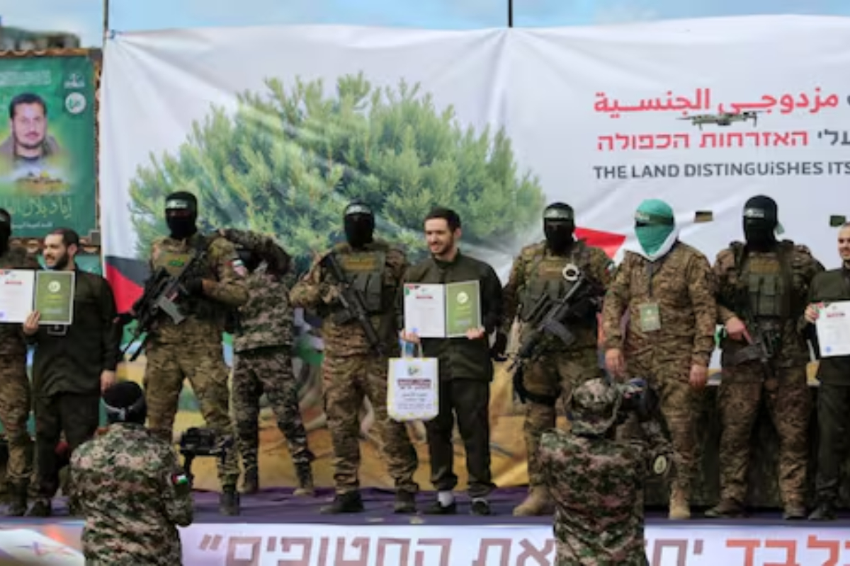 Three more freed hostages handed over to Israeli army