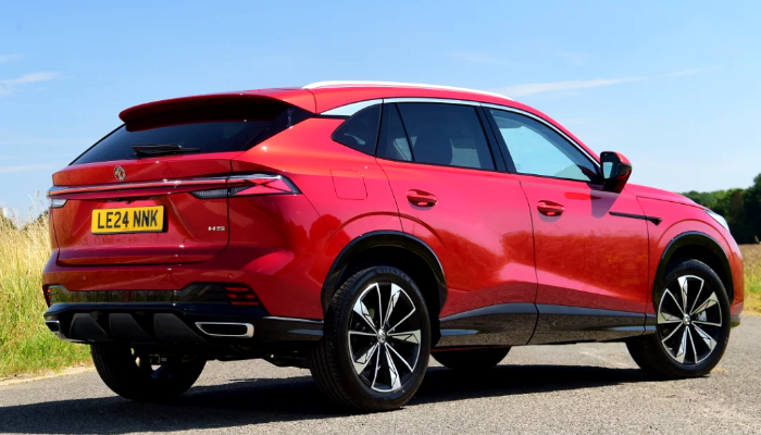 MG Motors unveils MG HS Trophy 2025 in Pakistan
