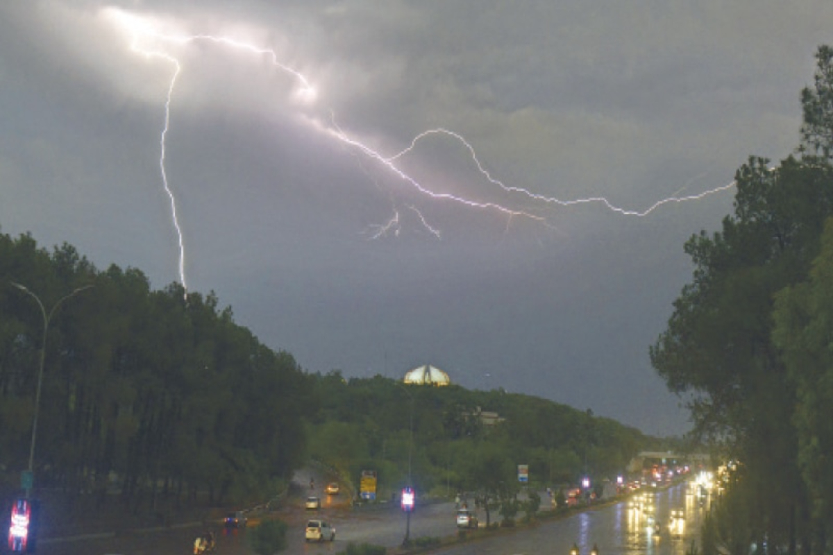 Rain and gusty winds predicted across Pakistan