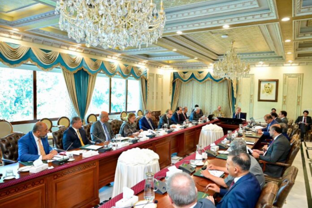 PM Shehbaz approves five-year tariff reform plan to reduce duties