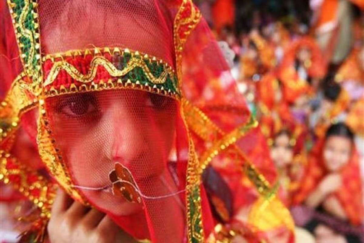 Under-18 Marriages Officially Banned in Pakistan; Jail and Fine Announced for Violation