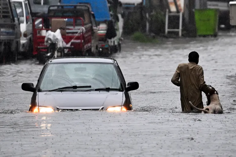 Met Dept: More heavy rains expected in Pakistan, flood situation