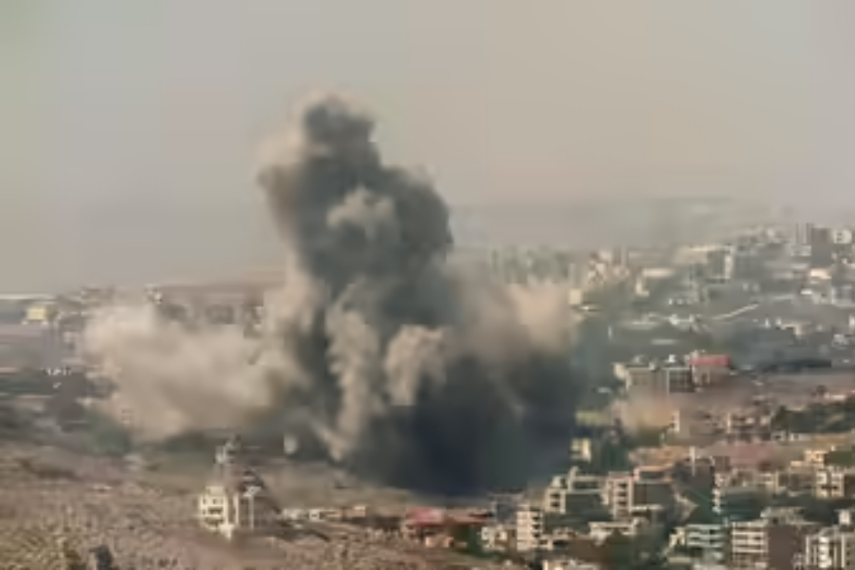 Israel strikes Syrian Defense Ministry headquarters, Horrific scenes captured live