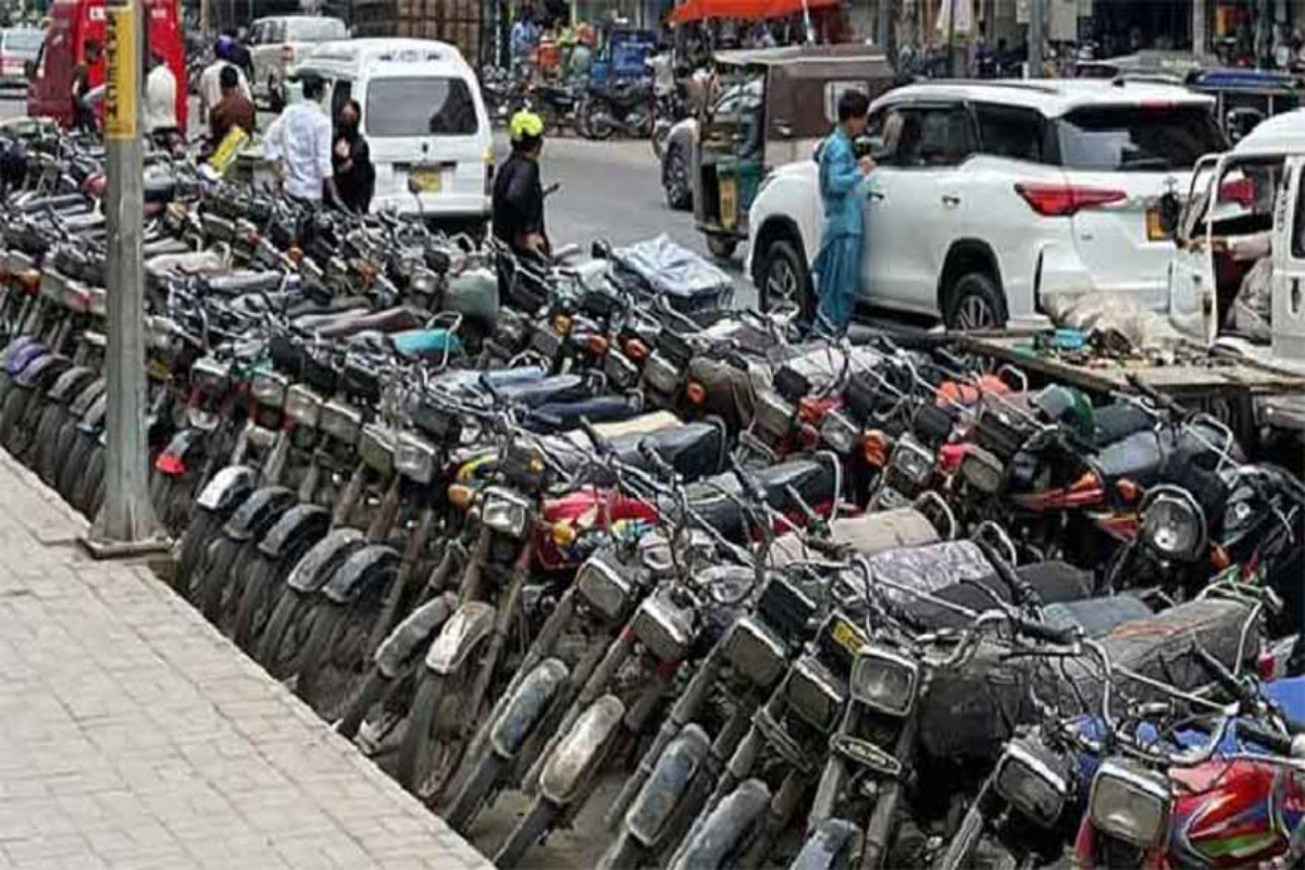Good News: Bike, Car Parking Now Free in Karachi